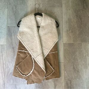 NWT Nordstrom Caslon Women's Sherpa & Faux Suede Vest Size M